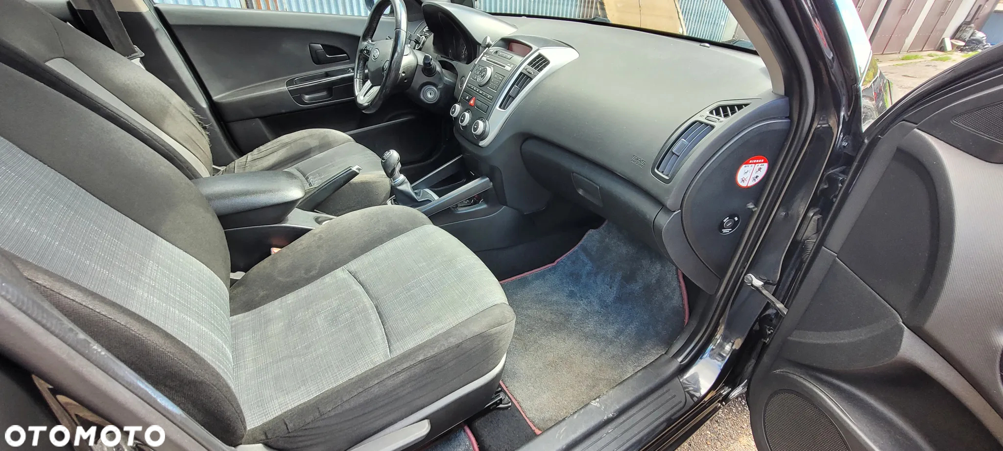 Kia Ceed Cee'd 1.6 Crdi Comfort + - 21