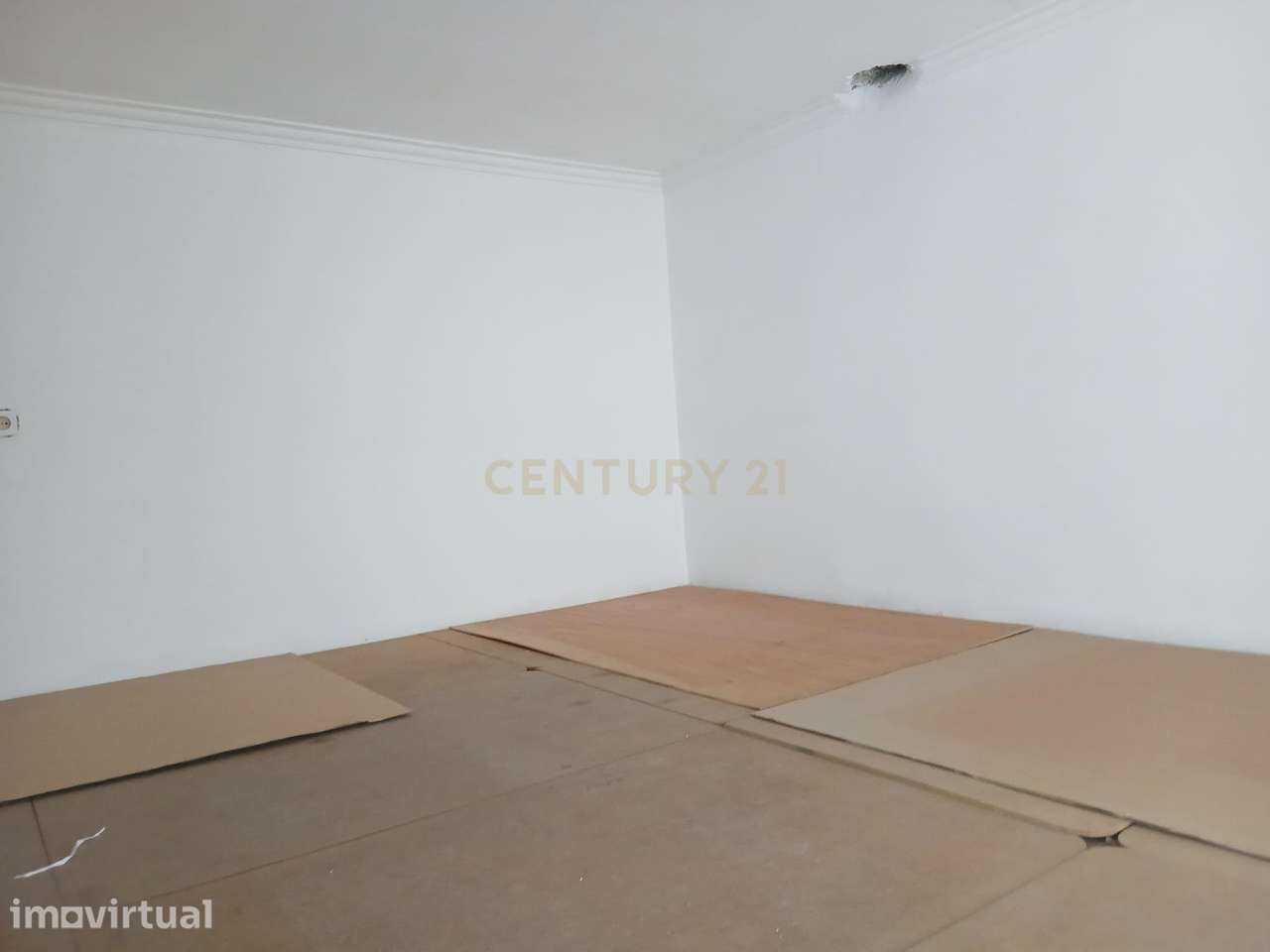 Loja com 29m2 | Casal São Brás - Amadora - Grande imagem: 4/9