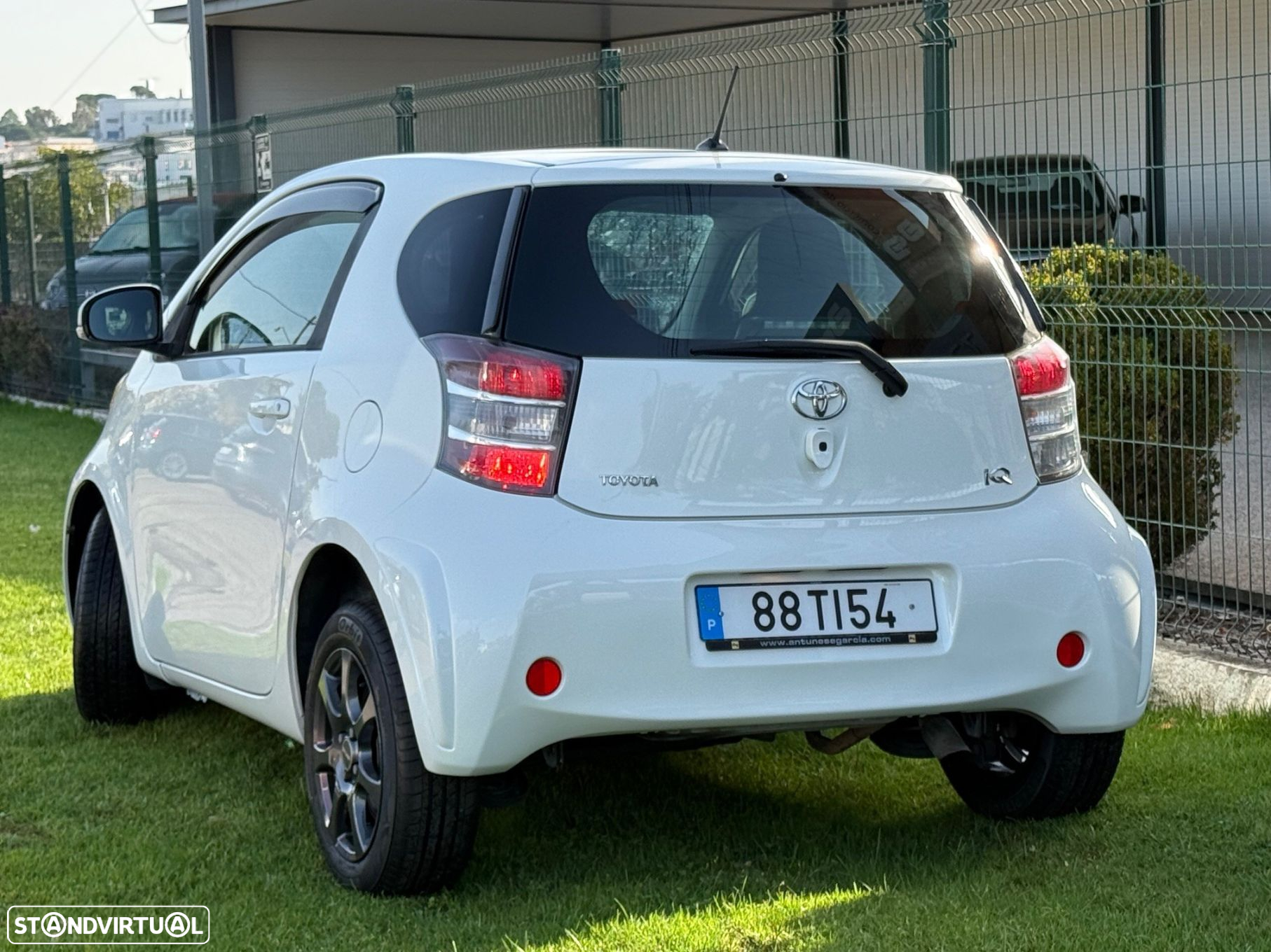 Toyota iQ 1.33 VVT-i - 2