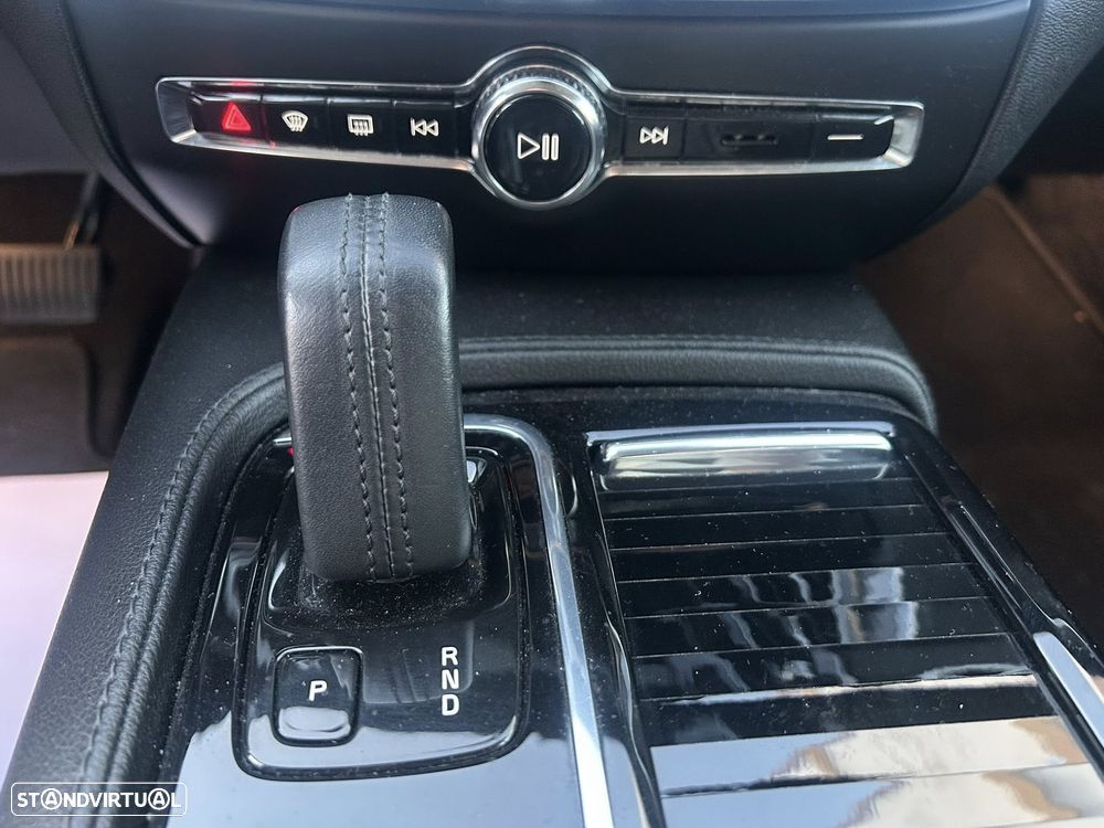 Volvo V60 2.0 T6 AWD TE Inscription Expression - 25