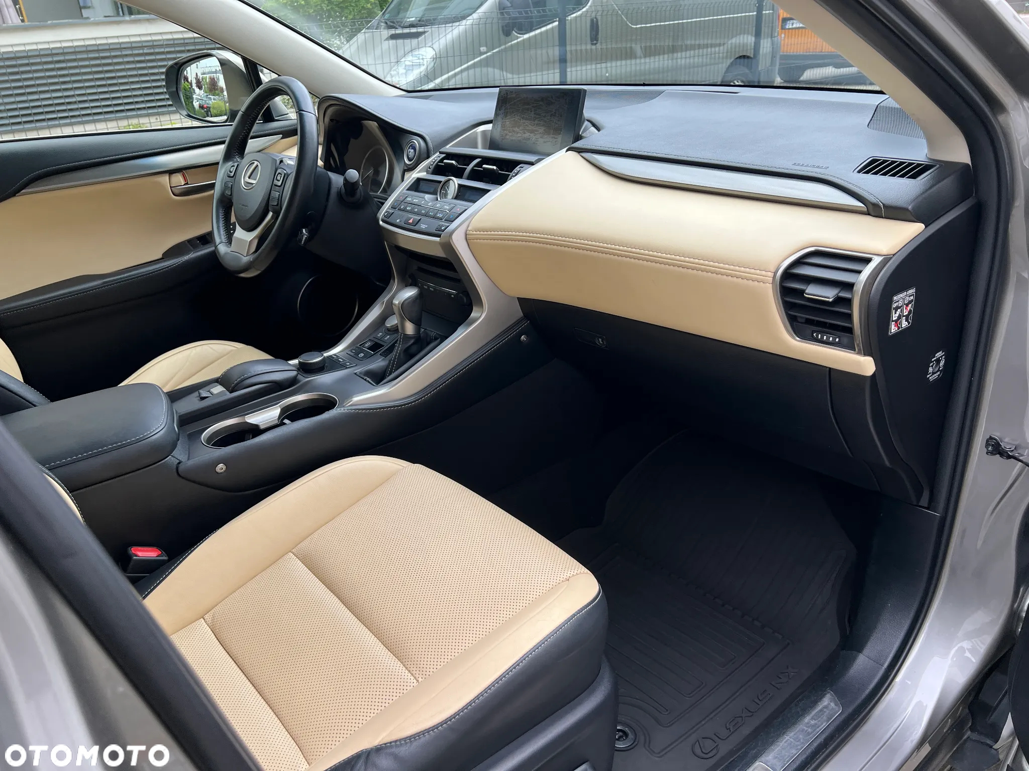 Lexus NX - 27