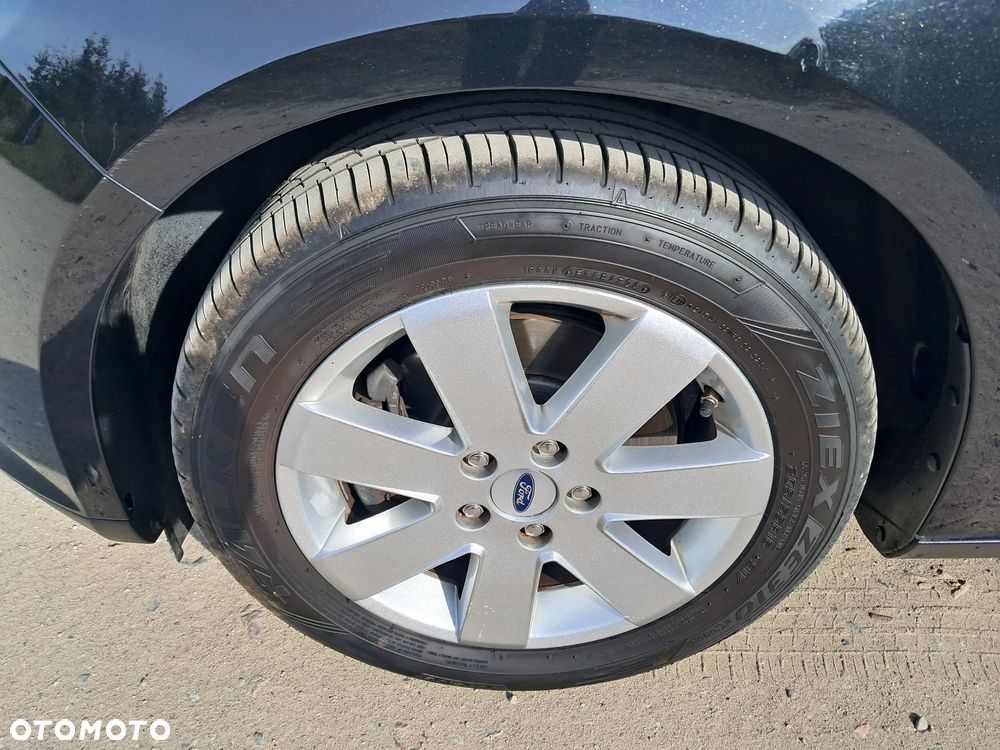 Ford Focus 1.6 EcoBoost Start-Stopp-System Titanium - 26