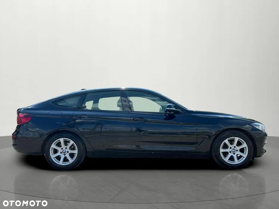 BMW 3GT 320i GPF xDrive Advantage - 6