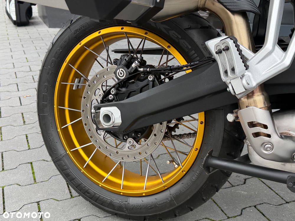VOGE 900DSX - 13