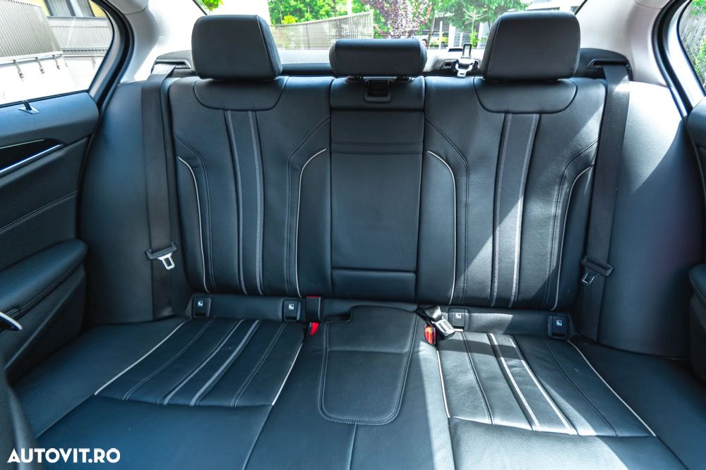 BMW Seria 5 530e xDrive AT PHEV - 15