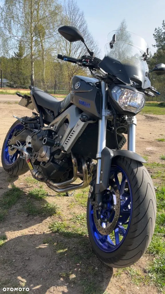 Yamaha MT - 8