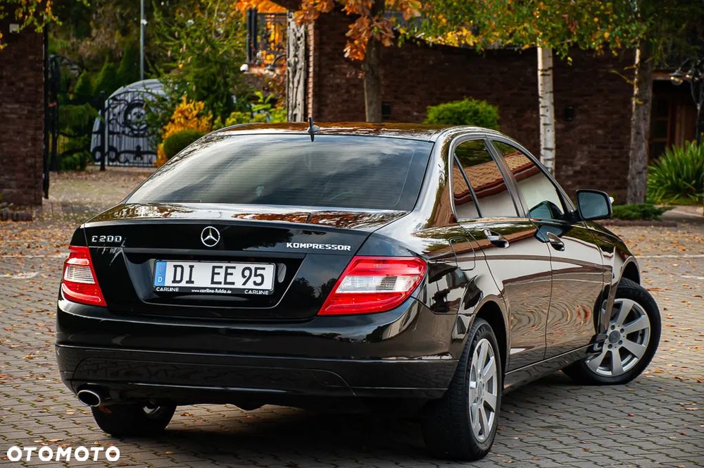 Mercedes-Benz Klasa C 200 Kompressor Classic - 14