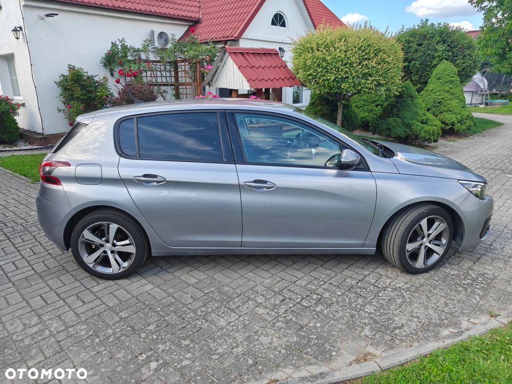 Peugeot 308 1.2 PureTech GPF Allure S&S - 2