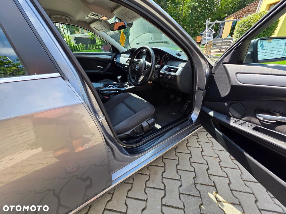 BMW Seria 5 520d - 5