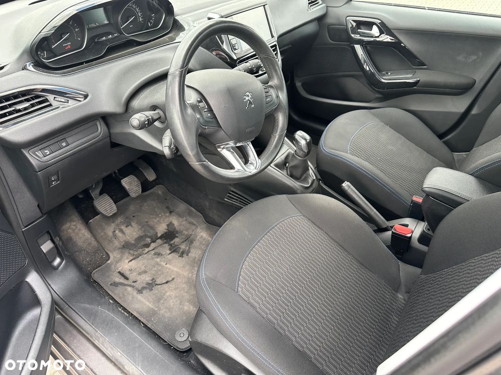 Peugeot 208 PureTech 82 Start & Stop Active - 8