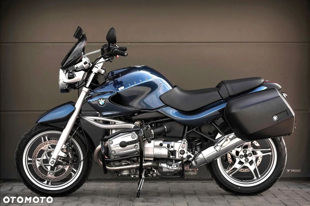 BMW R - 1