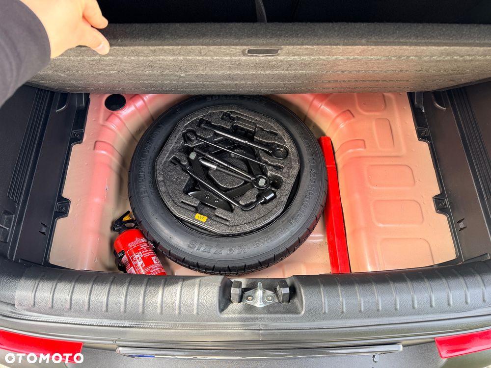 Kia Stonic 1.2 L - 21