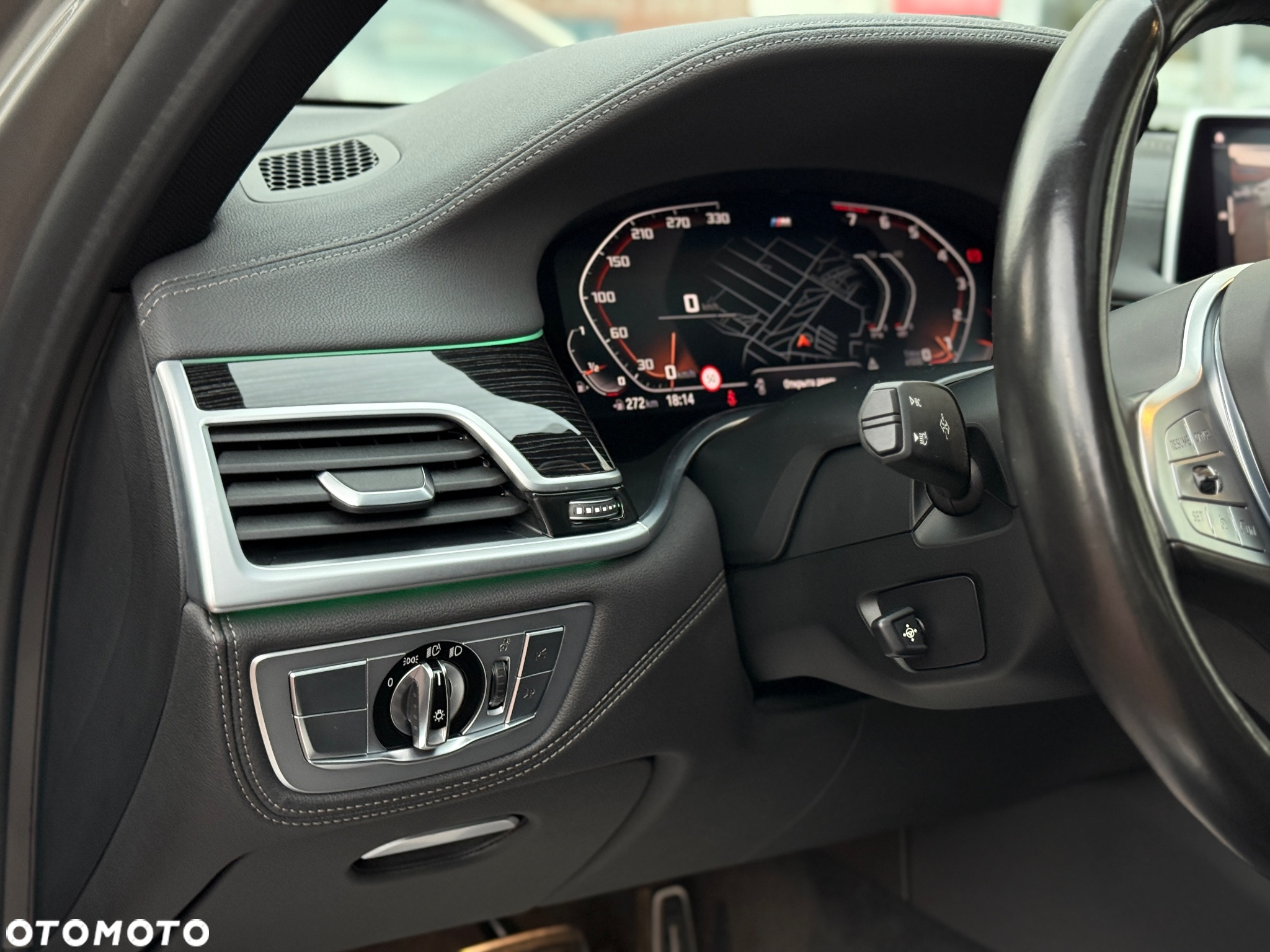 BMW Seria 7 740Li sport - 15