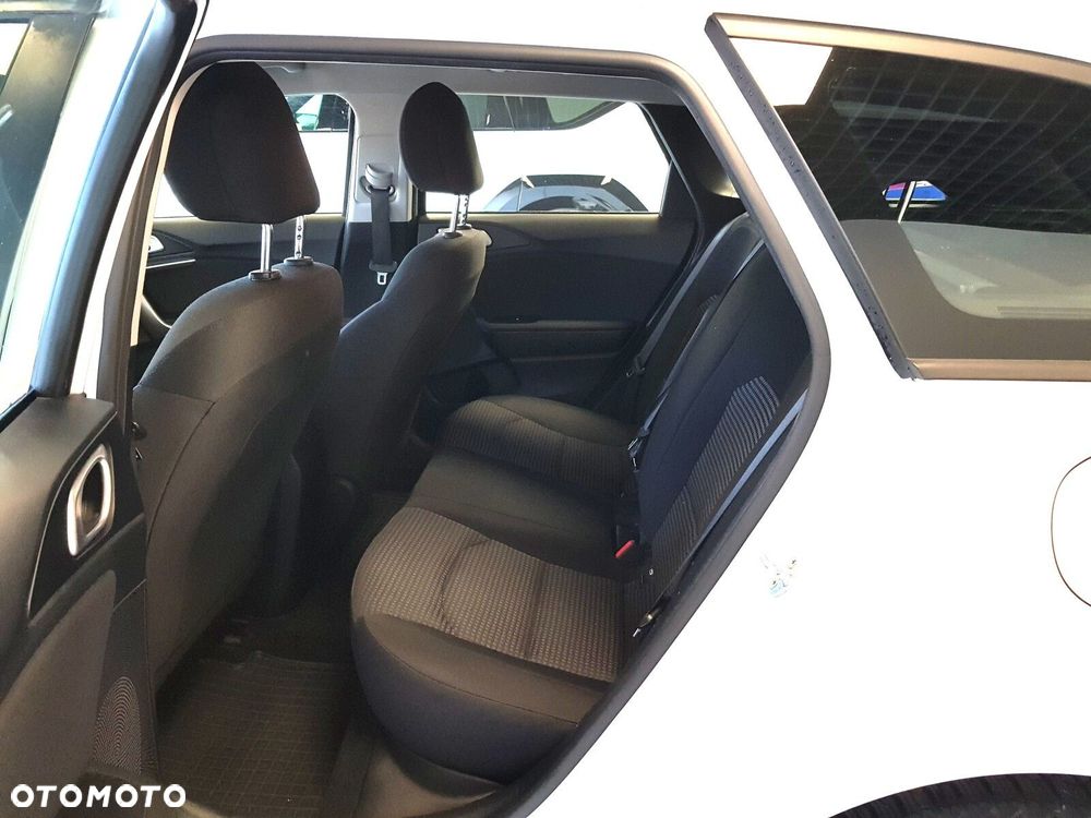 Kia Ceed - 24
