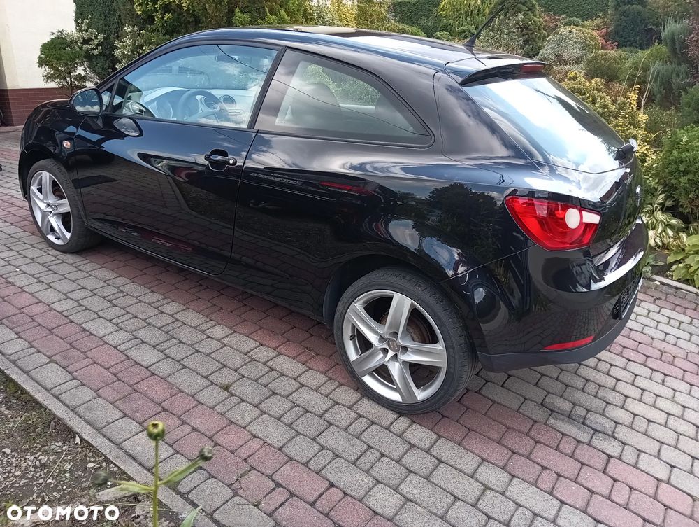 Seat Ibiza SC 1.4 16V Style - 4