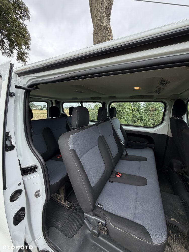 Opel Vivaro - 8