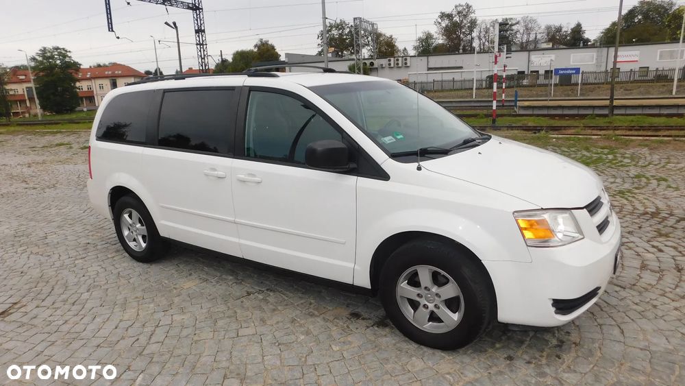 Dodge Grand Caravan 3.8 SXT - 21
