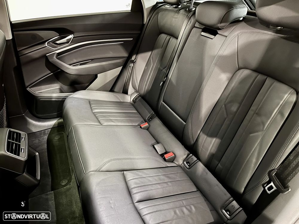 Audi e-tron 50 quattro - 6
