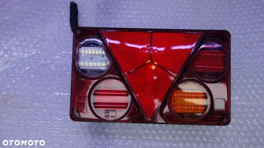 LAMPA TYLNA LEWA LED WAS 70DL - 1