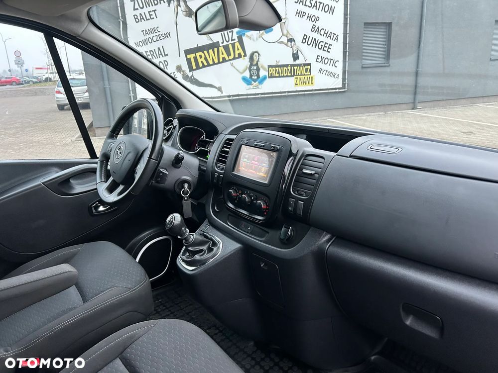 Opel Vivaro L2H1 2,9t Elegance Business - 9