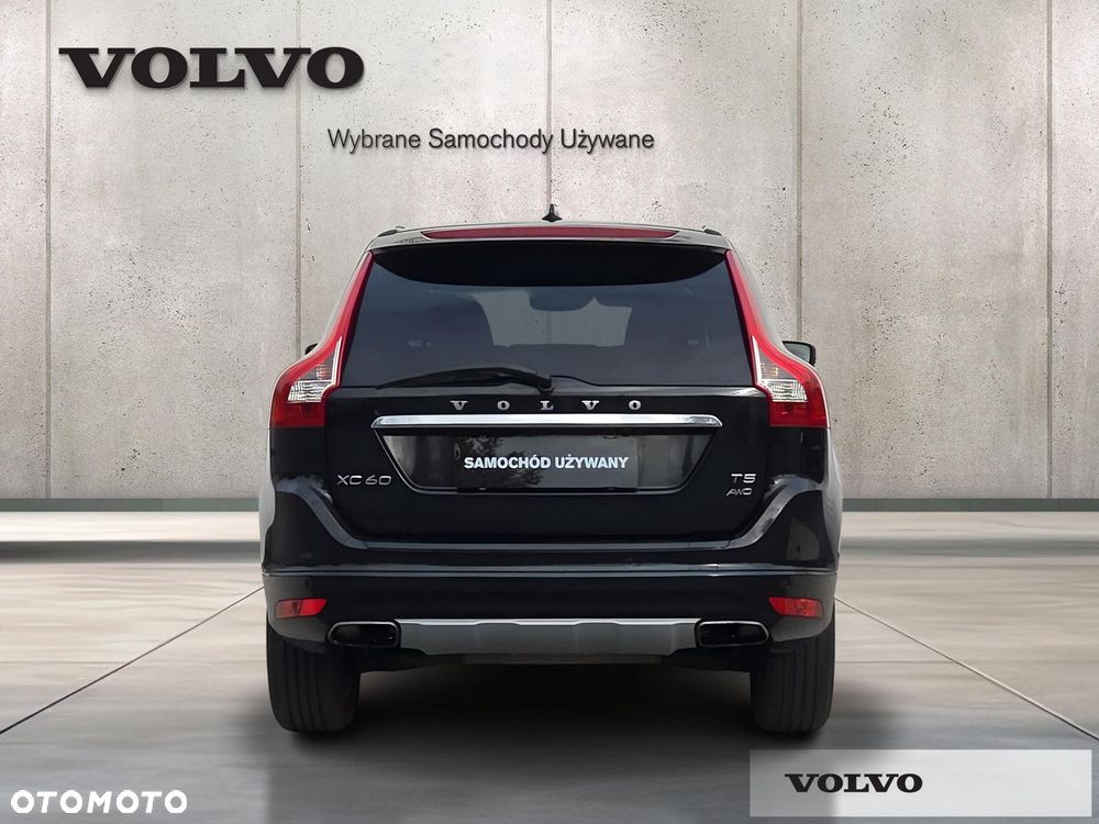 Volvo XC 60 - 4