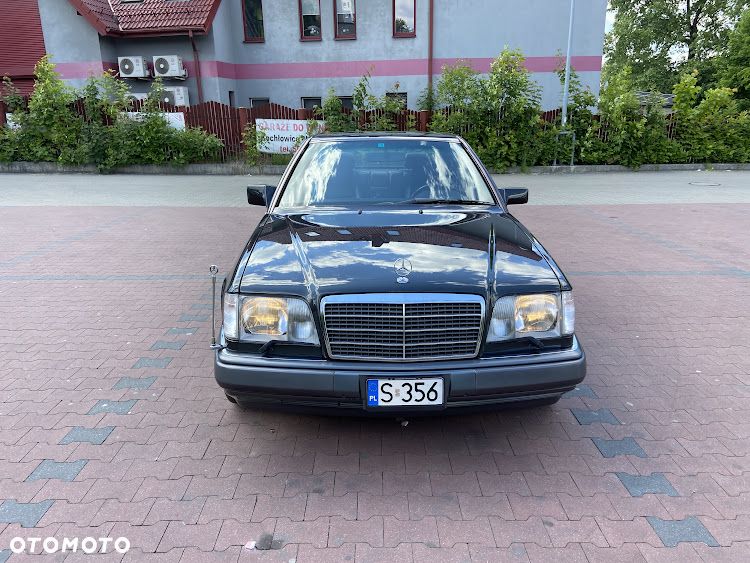 Mercedes-Benz Klasa E - 17