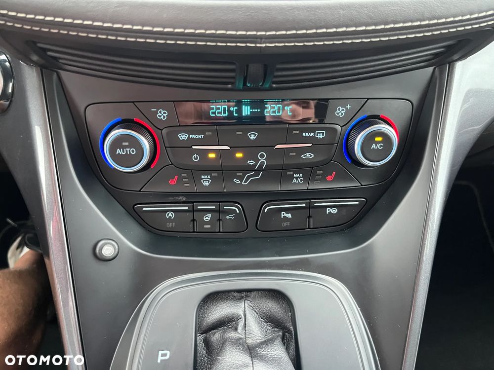 Ford Kuga Vignale 2.0 TDCi AWD - 8