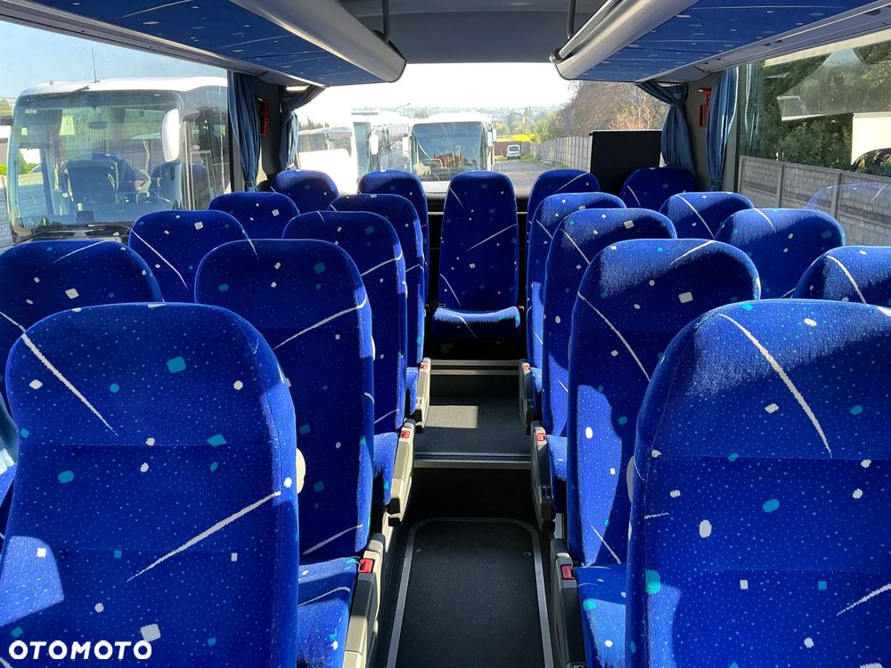 Mercedes-Benz INTOURO m - 27