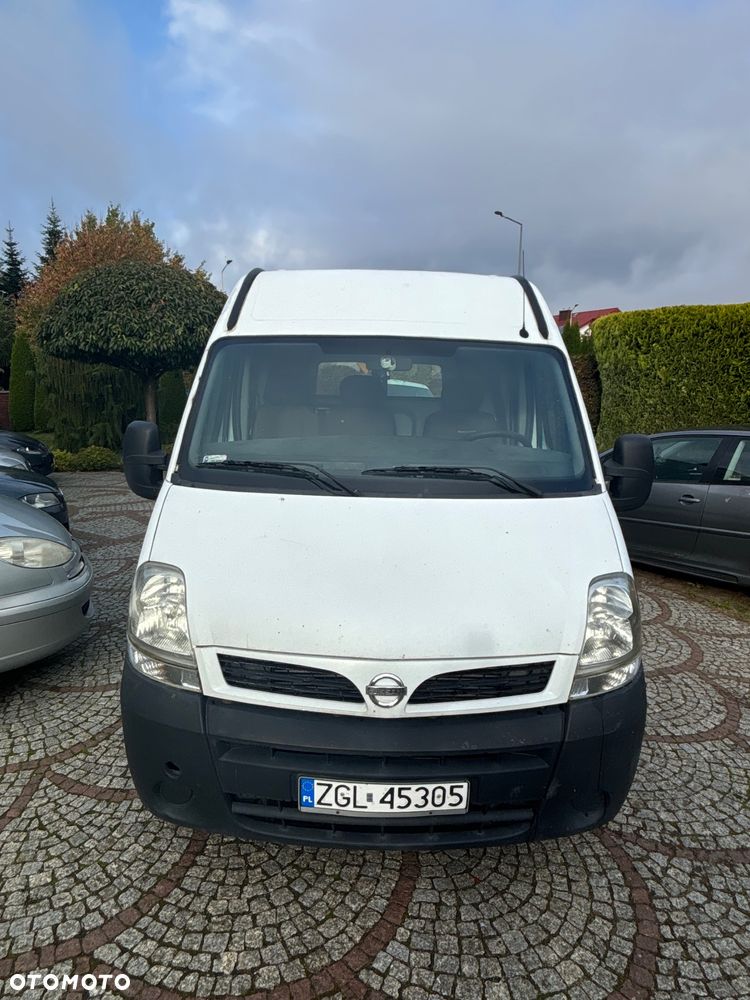 Nissan Interstar - 6