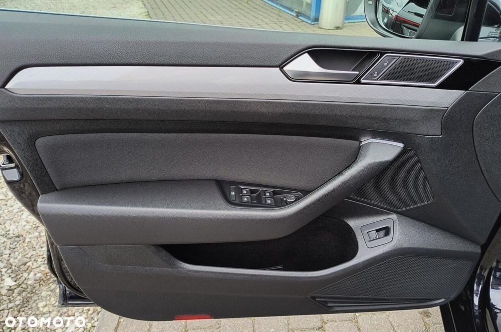 Volkswagen Passat 1.5 TSI EVO Business DSG - 22