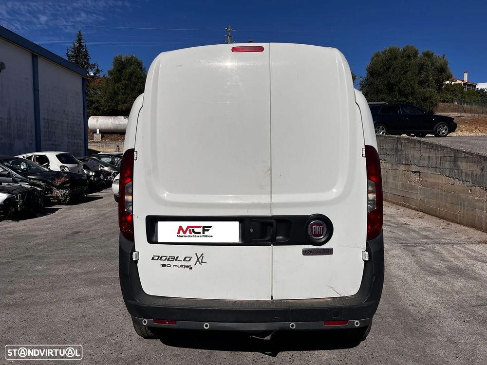 Fiat Doblo XL multijet de 2017 para peças - 2