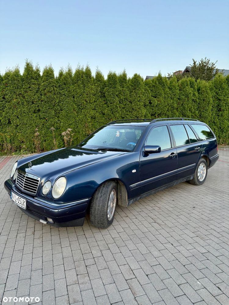 Mercedes-Benz Klasa E - 2