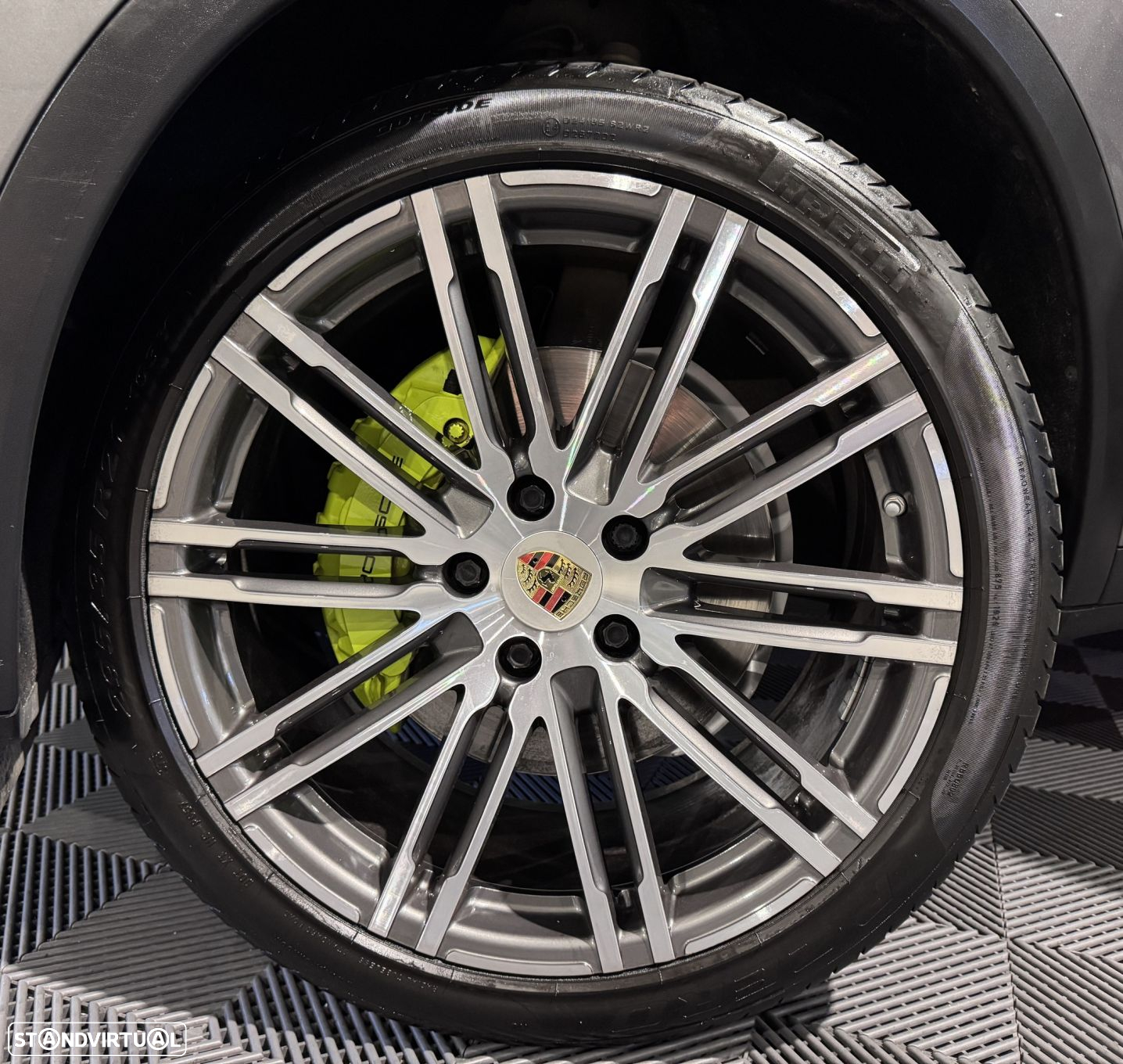 Porsche Cayenne S Hybrid - 25