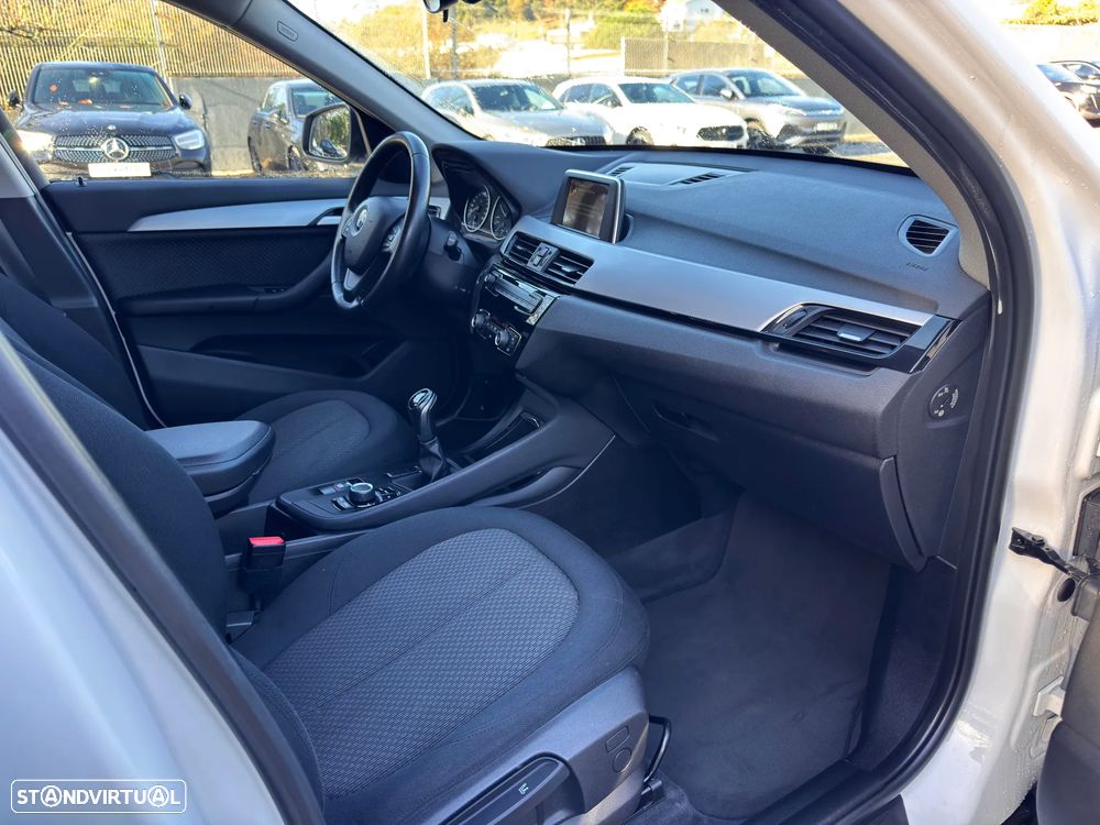 BMW X1 16 d sDrive - 33