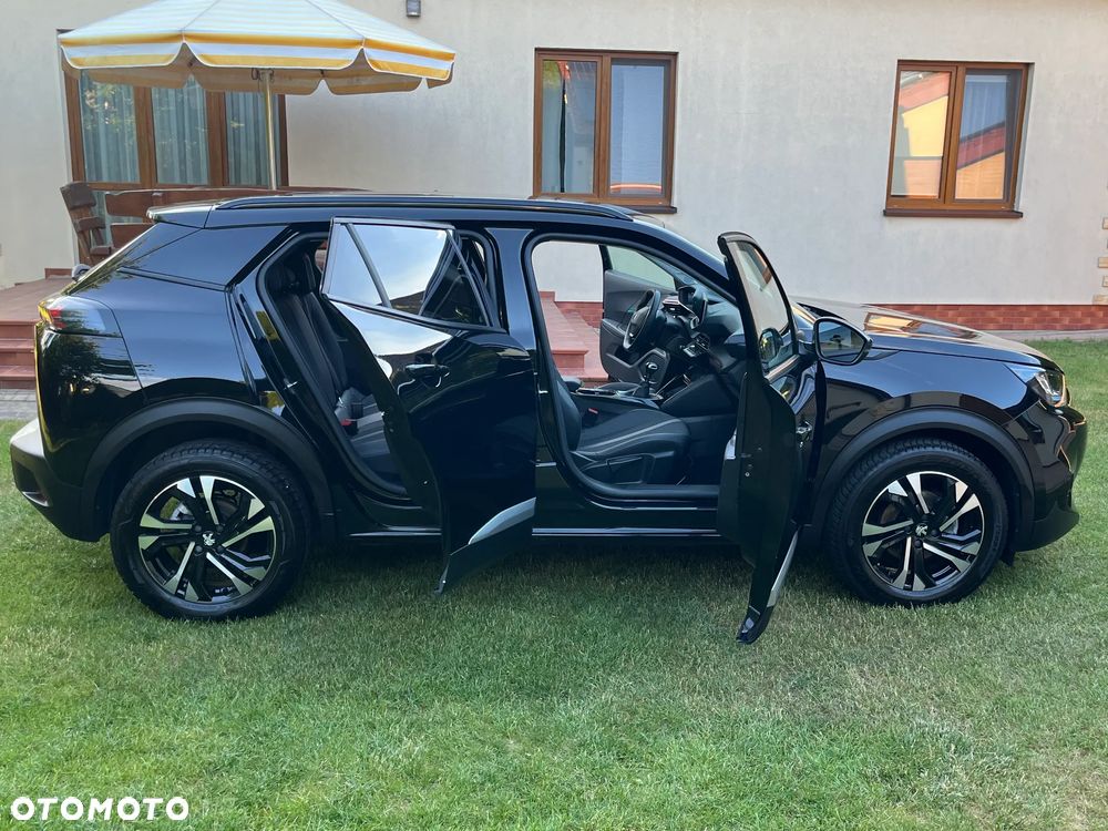 Peugeot 2008 - 11