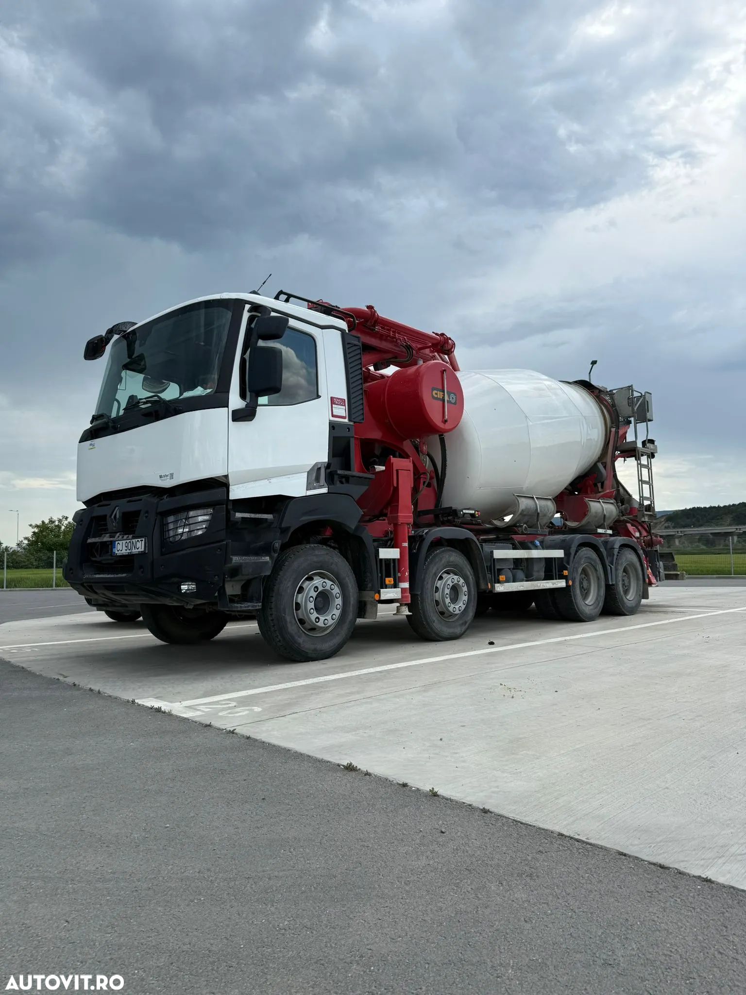 Renault CIFA + Pompa - 1