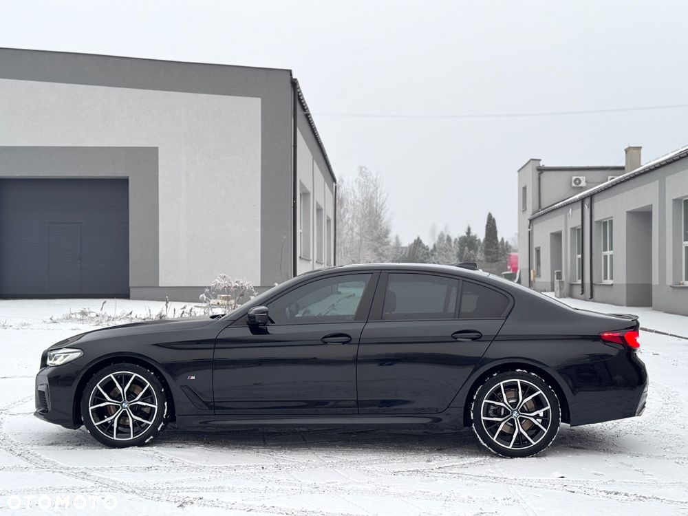 BMW Seria 5 520d xDrive M Sport sport - 31