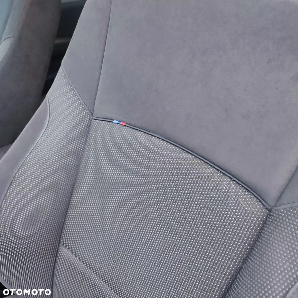 BMW X1 sDrive18d - 11
