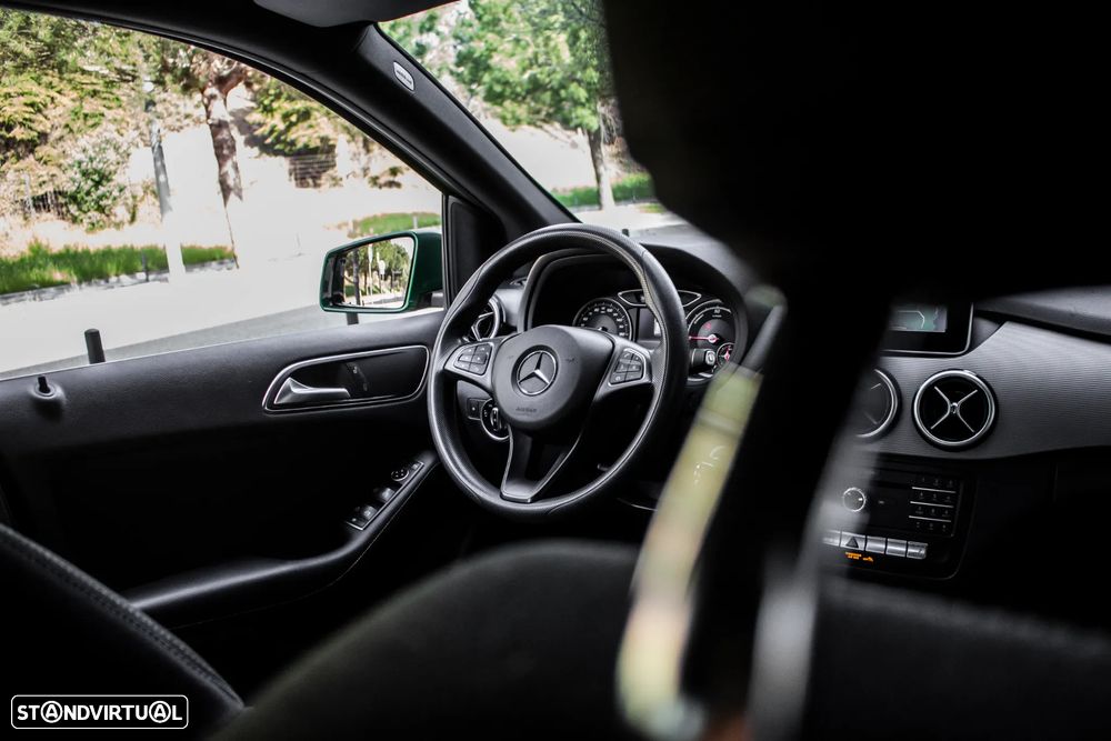 Mercedes-Benz B 250 e Electric Drive - 38