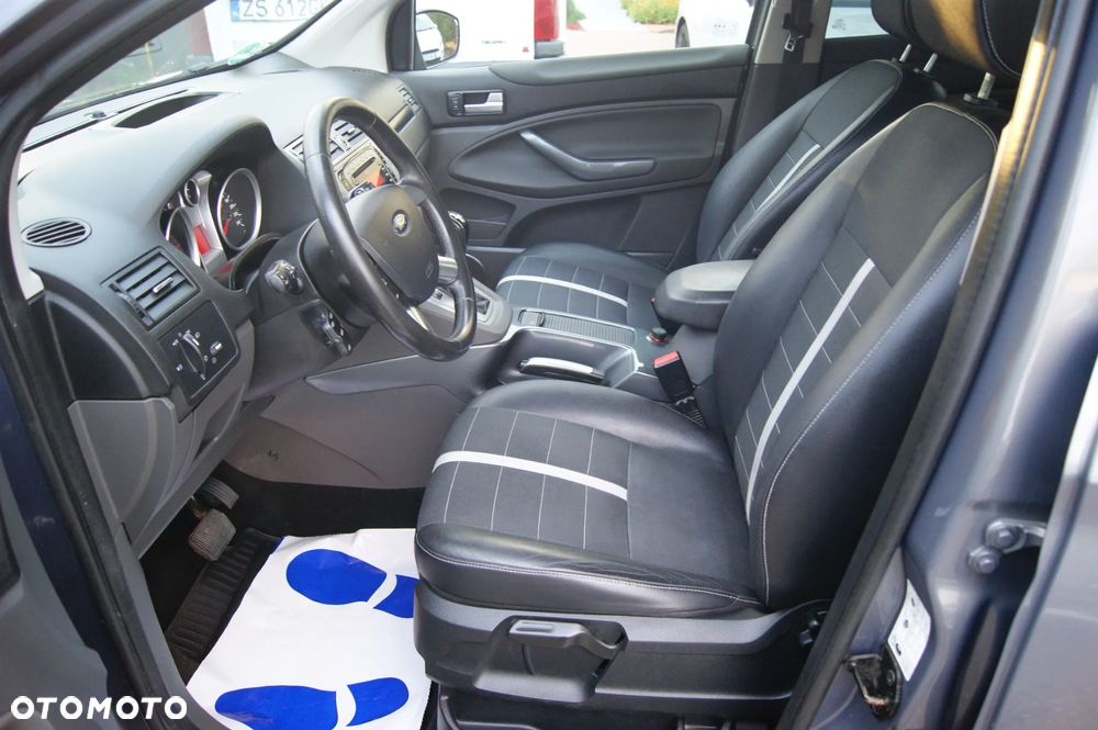 Ford Kuga 2.0 TDCi 4WD Titanium - 21