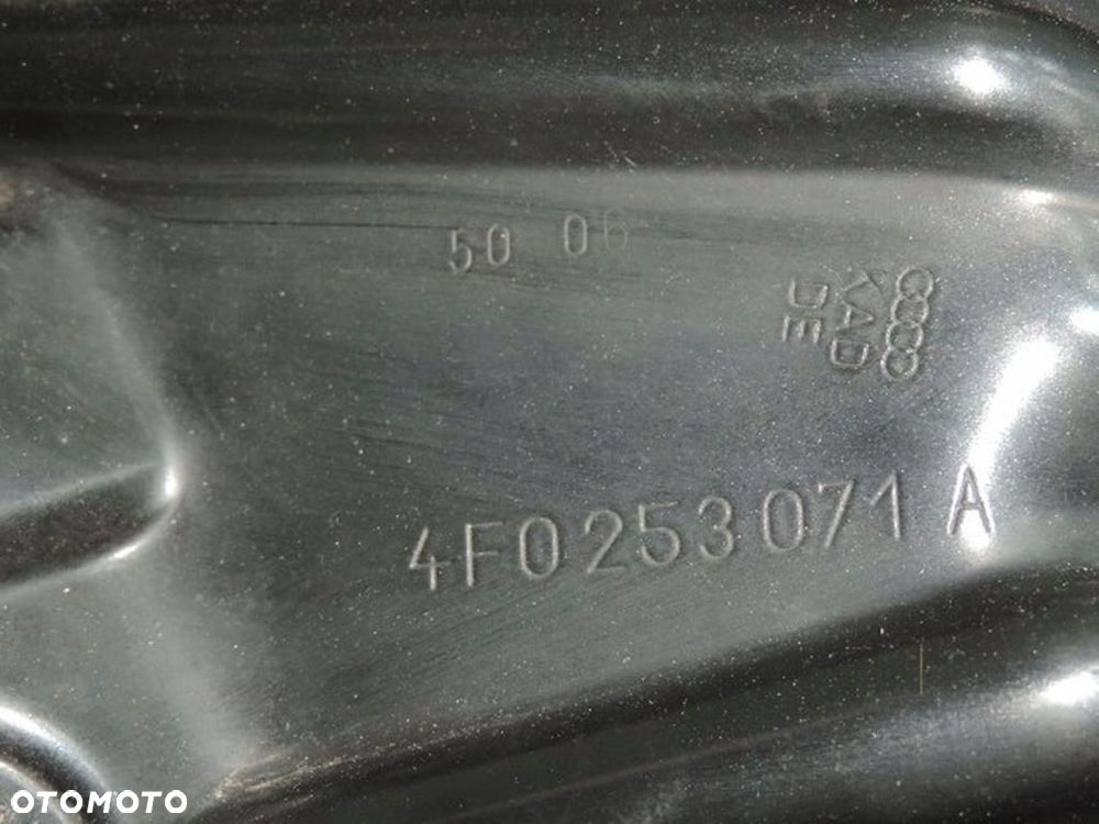 ŁAPA WSPORNIK SKRZYNI AUTOMAT AUDI A6 C6 2.7 TDI - 4