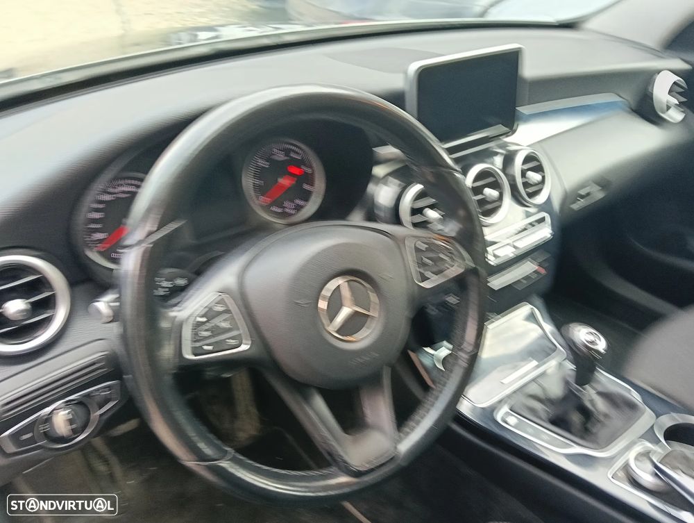 Mercedes-Benz C 180 BlueTEC Avantgarde - 10