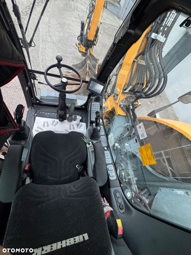 Liebherr A910 Compact Litronic - 30