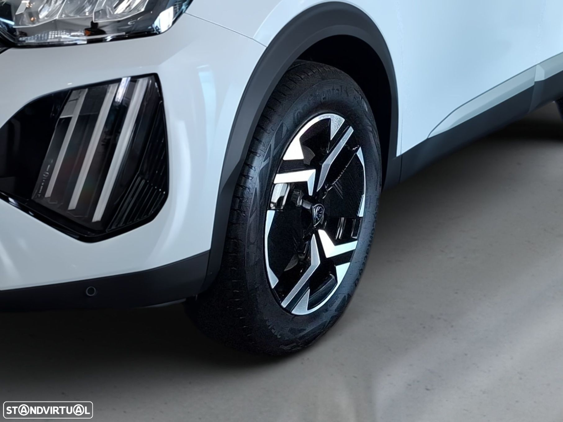 Peugeot e-2008 54 kWh Allure - 4