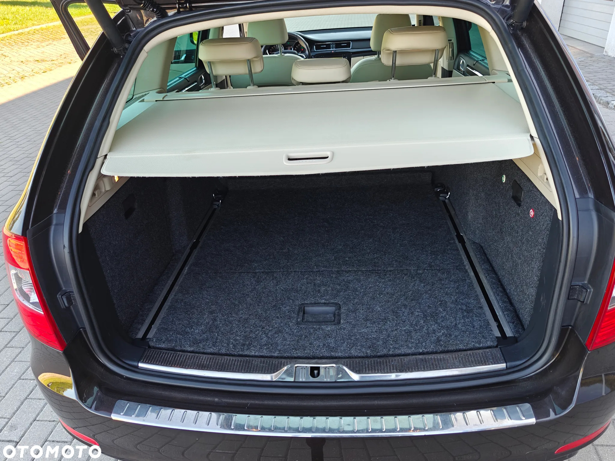 Skoda Superb 2.0 TDI 4x4 Platinum Outdoor DSG - 25