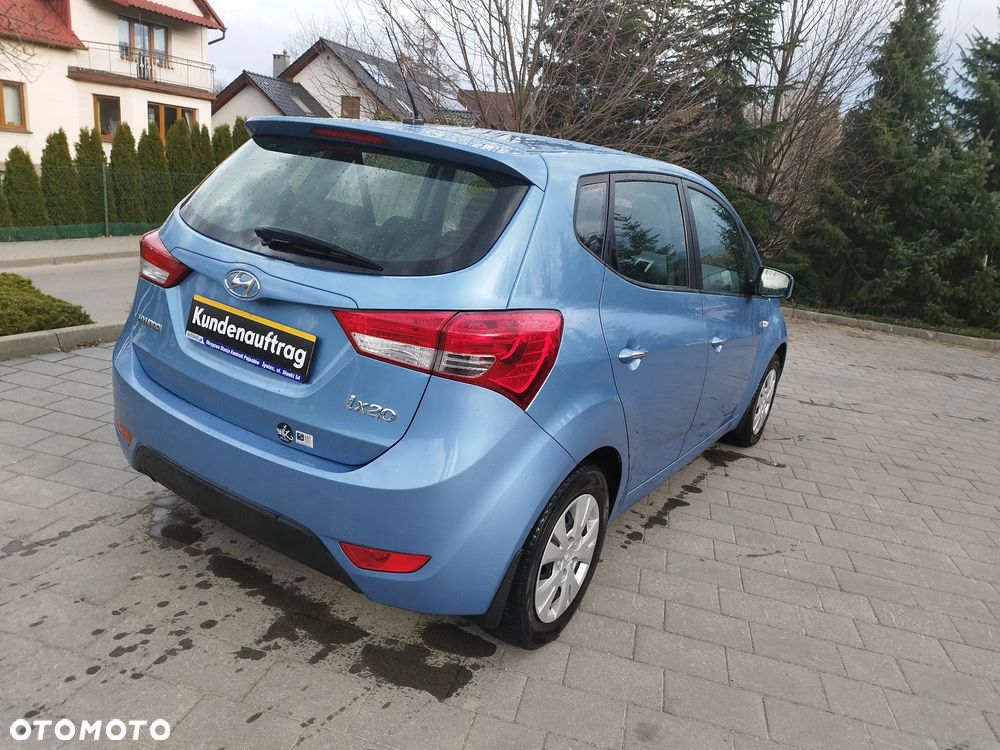 Hyundai ix20 1.6 blue Comfort - 14