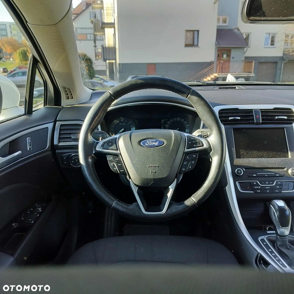 Ford Mondeo ver-2-0-tdci-titanium-powershift - 8