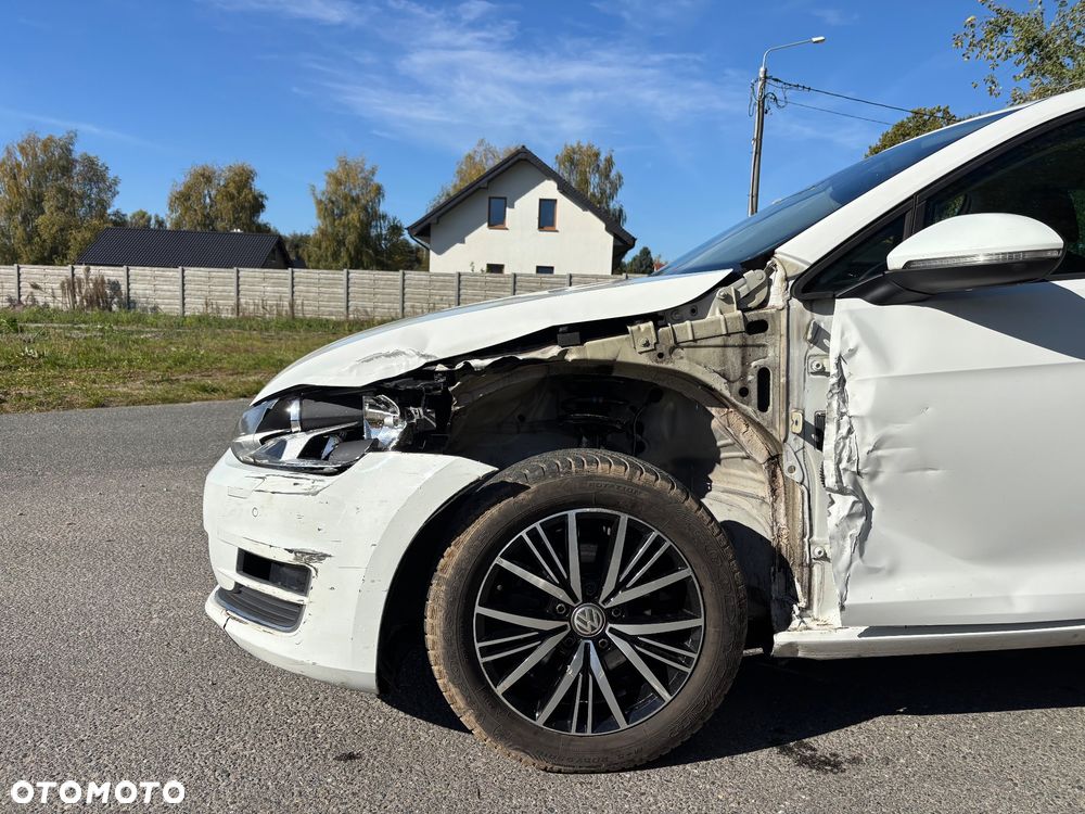 Volkswagen Golf 1.2 TSI BlueMotion Technology Allstar - 12