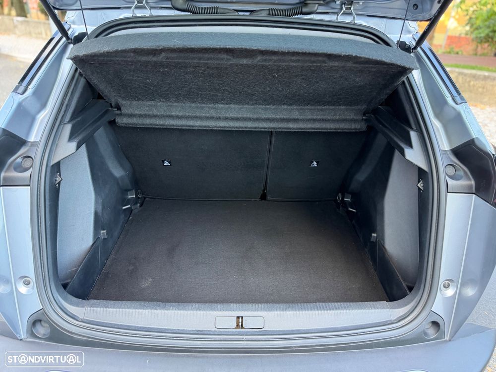 Peugeot 2008 1.2 PureTech Active Pack - 14