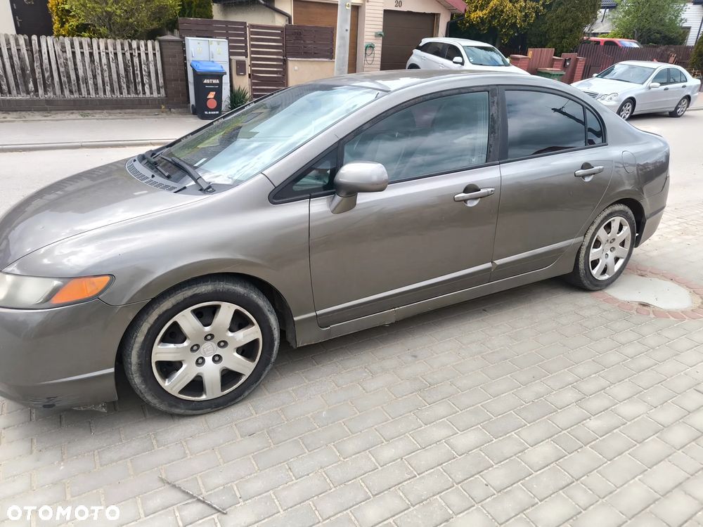 Honda Civic 1.8 Comfort - 2